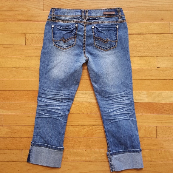 Almost Famous Destructed Junior Blue Jeans Size 7 - Picture 3 of 8